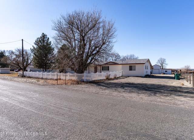Property at 17 Road 5285, Bloomfield, NM 87413, 3 beds, 2 baths