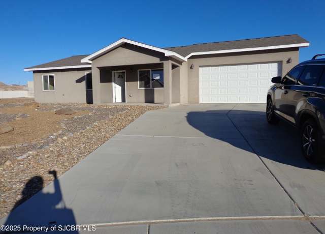 Property at 1404 Bluejay Cir, Farmington, NM 87401, 3 beds, 2 baths