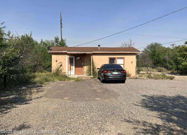Property at 909 S Butler Ave, Farmington, NM 87401, 2 beds, 1 bath
