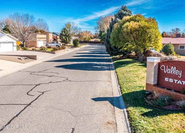 Property at 1064 Valley View Dr, Bloomfield, NM 87413