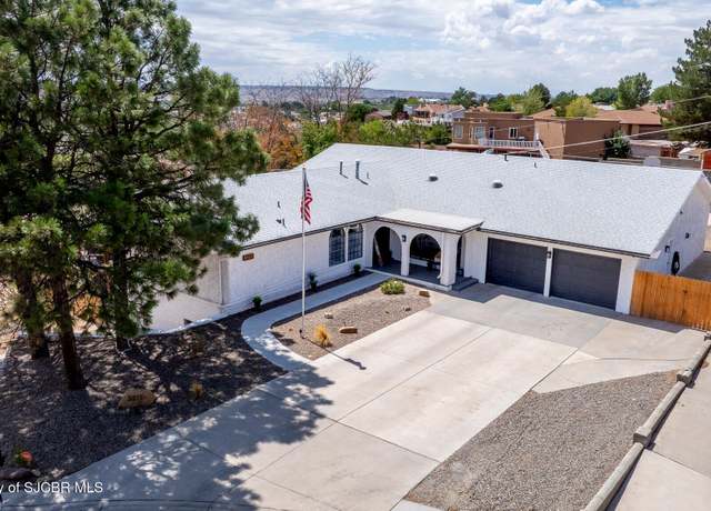 Property at 3211 Foutz Rd, Farmington, NM 87401, 6 beds, 3.5 baths