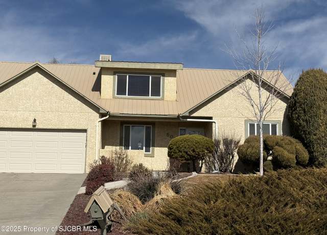 Property at 508 E Diamond St, Farmington, NM 87401, 5 beds, 3 baths