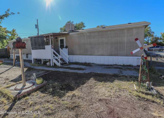 Property at 3001 E 23rd St, Farmington, NM 87401, 3 beds, 2 baths