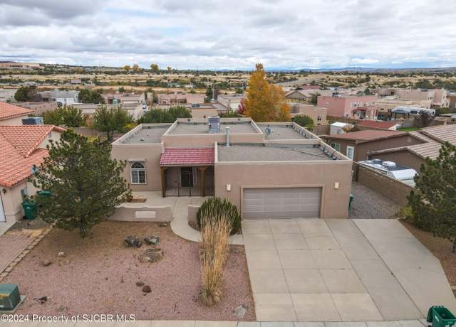 Property at 5000 Rio St, Farmington, NM 87402, 3 beds, 2 baths