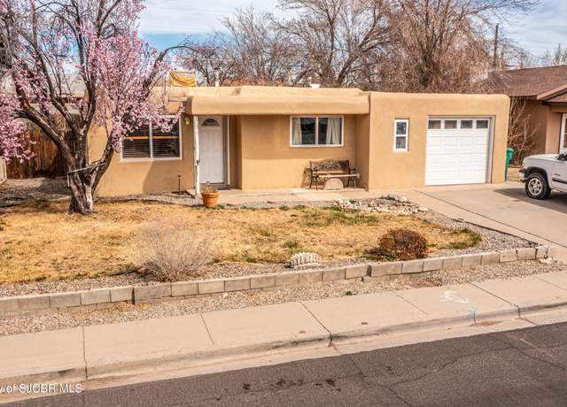 Property at 2316 E 17th St, Farmington, NM 87401, 3 beds, 2 baths