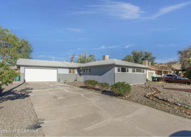 Property at 1416 S Camino Monte, Farmington, NM 87401, 4 beds, 2.5 baths