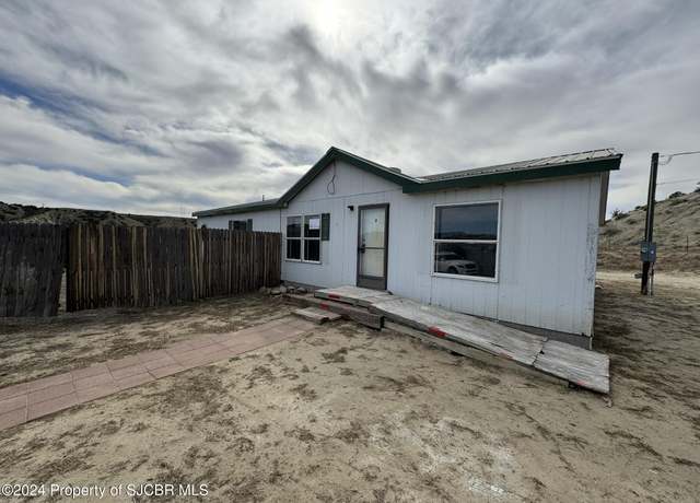 Property at 8 Road 5076, Bloomfield, NM 87413, 3 beds, 2 baths