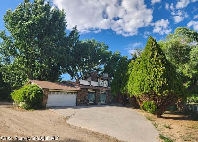 Property at 20 Road 3490, Flora Vista, NM 87415, 6 beds, 3 baths
