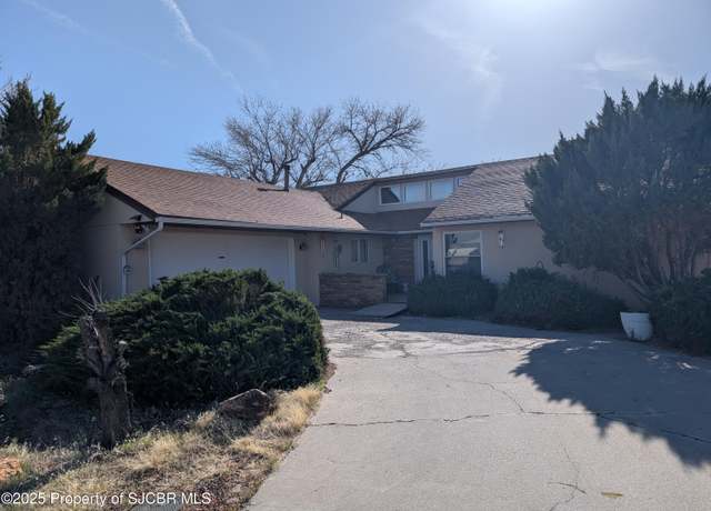 Property at 3101 N Mesa Dr, Farmington, NM 87401, 2 beds, 2 baths