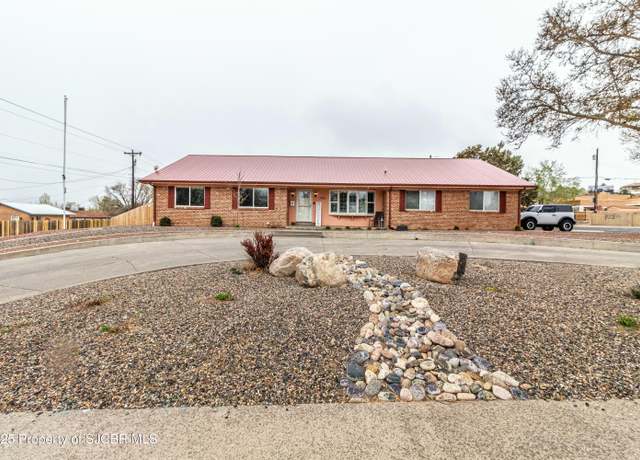 Property at 2901 Knudsen Ave, Farmington, NM 87401, 6 beds, 3.5 baths