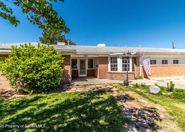 Property at 1805 Brenwood Dr, Farmington, NM 87401, 4 beds, 3 baths