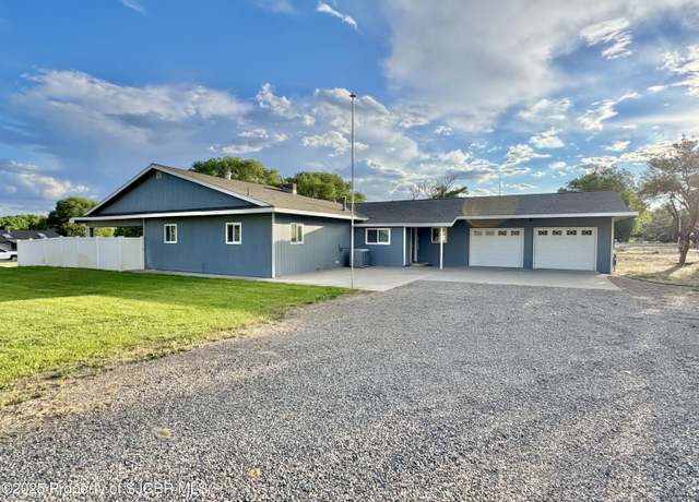 Property at 4905 Linda Ln, Farmington, NM 87402, 3 beds, 2 baths