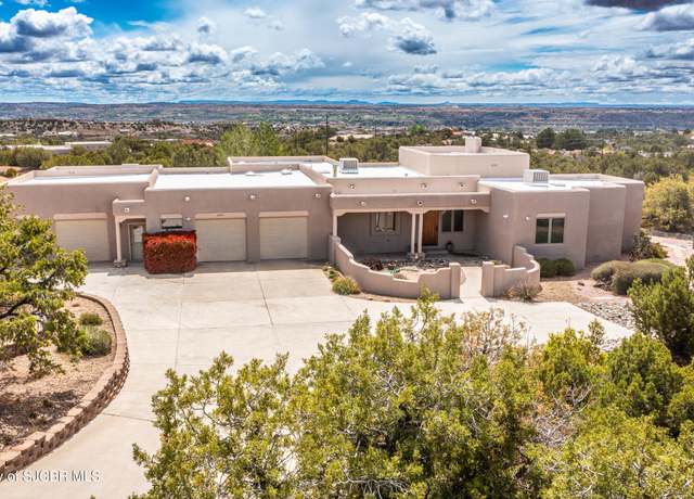 Property at 6920 Foothills Dr, Farmington, NM 87402, 4 beds, 3.5 baths