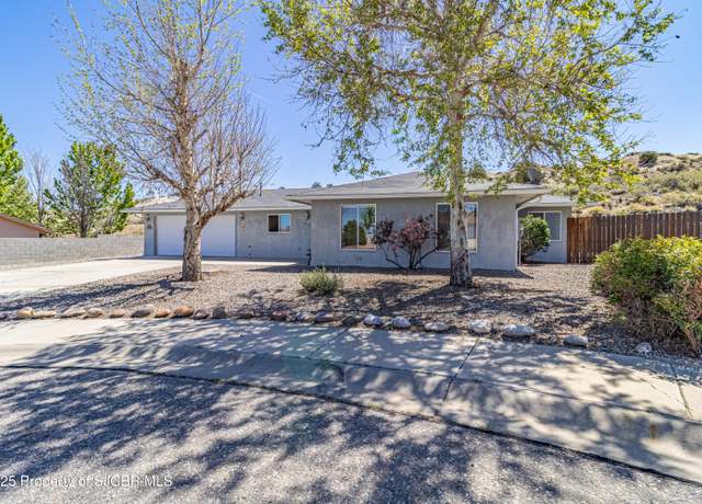 Property at 208 Swire Heights Dr, Aztec, NM 87410, 3 beds, 2 baths