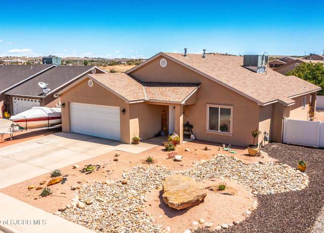 Property at 604 San Miguel St, Farmington, NM 87401, 3 beds, 2 baths