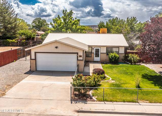 Property at 306 LA Belle Ave, Farmington, NM 87401, 2 beds, 2 baths