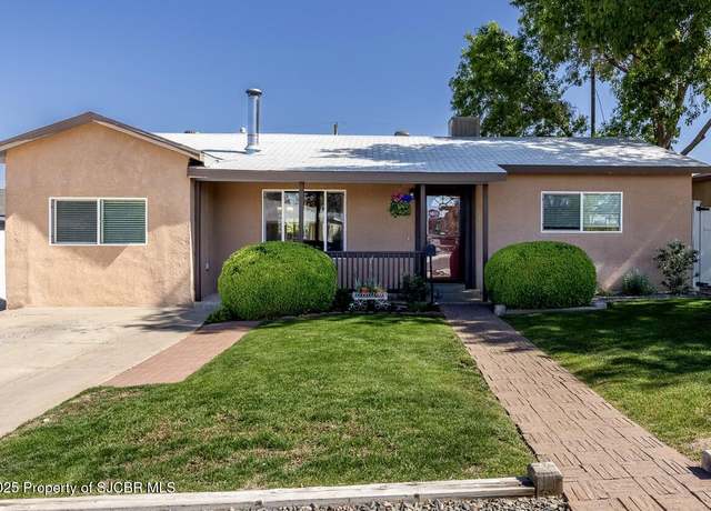 Property at 110 W Gladden Dr, Farmington, NM 87401, 3 beds, 1 bath
