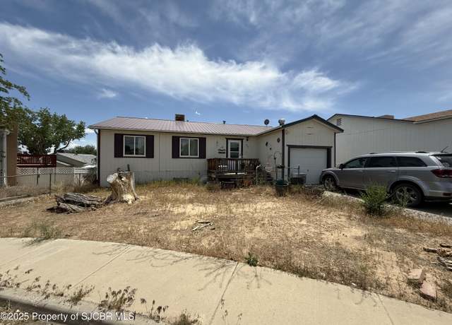 Property at 4503 Bartens St, Farmington, NM 87402, 5 beds, 2 baths