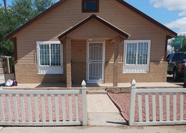 Property at 502 W Animas St, Farmington, NM 87401, 3 beds, 2 baths