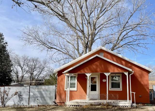Property at 817 Mccoy Ave, Aztec, NM 87410, 2 beds, 1 bath