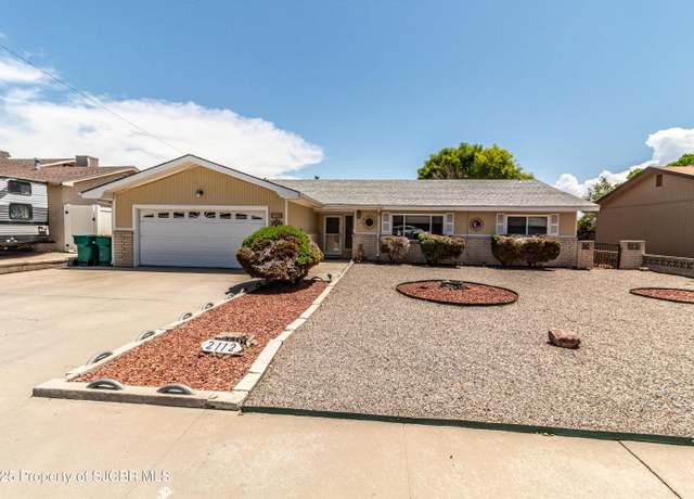 Property at 2112 N Santiago Ave, Farmington, NM 87401, 3 beds, 2 baths