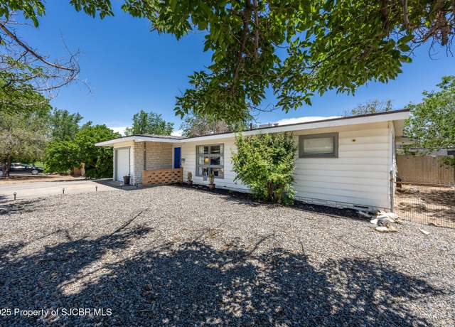 Property at 3312 N Dustin Ave, Farmington, NM 87401, 3 beds, 2 baths