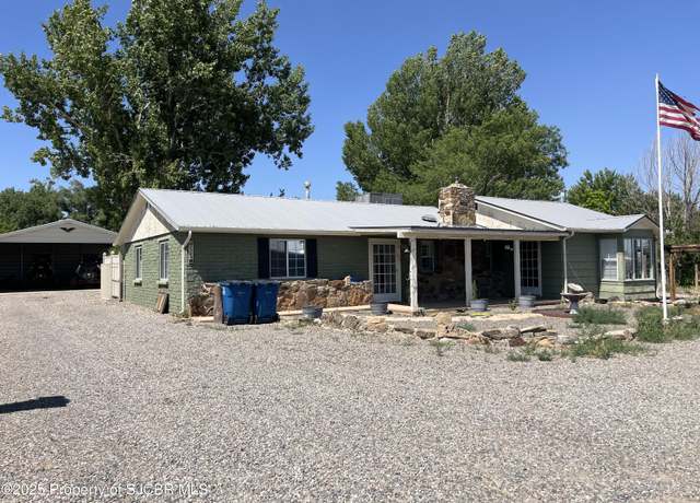 Property at 2324 W Broadway Ave, Bloomfield, NM 87413, 3 beds, 2 baths