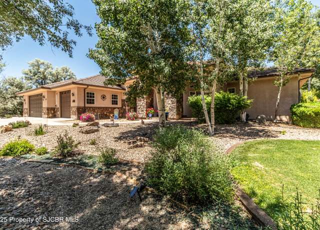 Property at 5910 Del Rio Ct, Farmington, NM 87402, 5 beds, 4.5 baths