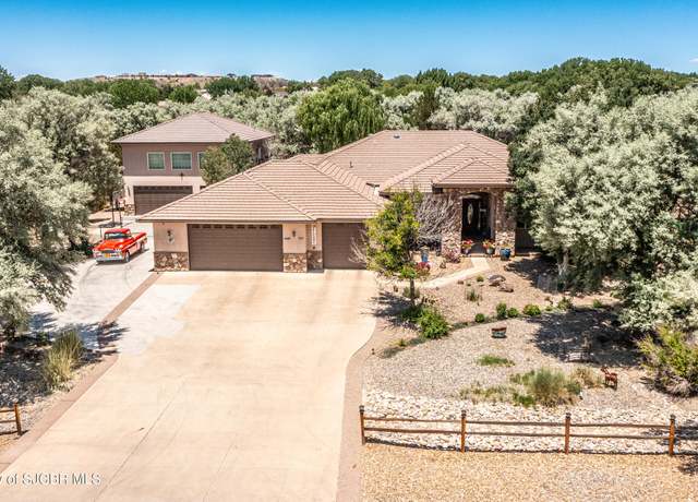 Property at 5910 Del Rio Ct, Farmington, NM 87402, 5 beds, 4.5 baths