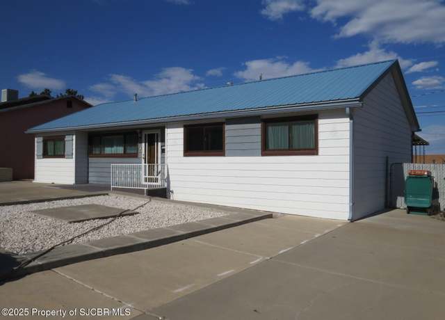 Property at 1508 N Carlton Ave, Farmington, NM 87401, 3 beds, 2 baths