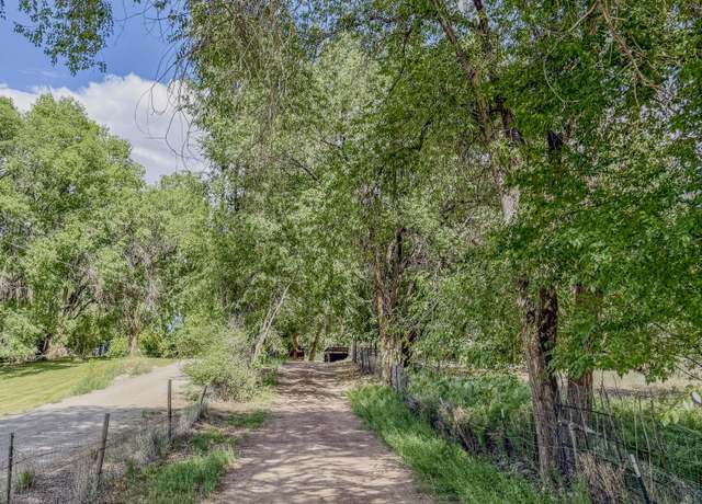 Property at 112 Harbour Ln, Farmington, NM 87401, 3 beds, 2 baths