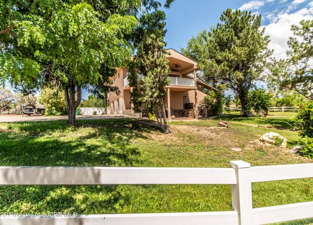 Property at 5203 Thomas Dr, Farmington, NM 87402, 4 beds, 3.5 baths