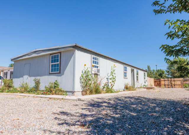 Property at 2808 E 19th St, Farmington, NM 87401, 3 beds, 2 baths