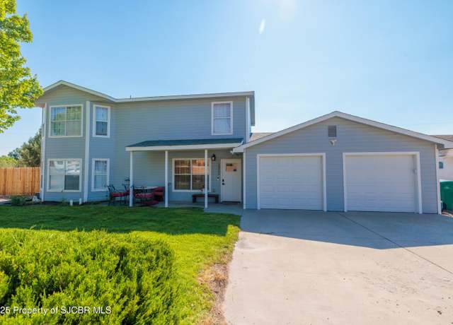 Property at 5800 Fawn Dr, Farmington, NM 87402, 4 beds, 2.5 baths