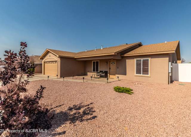 Property at 709 Monarch St, Farmington, NM 87401, 4 beds, 2 baths