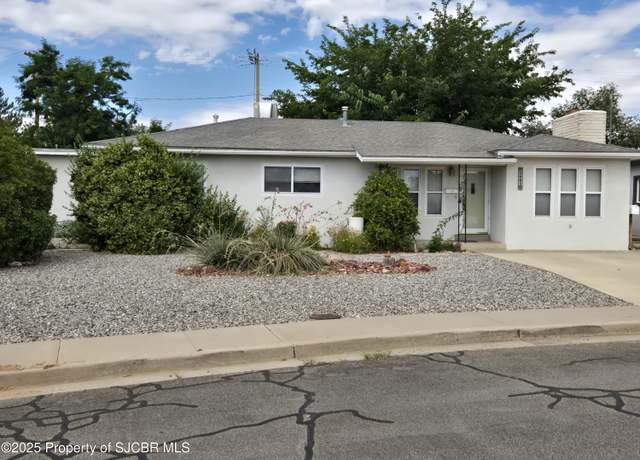 Property at 2602 Highland Pl, Farmington, NM 87401, 3 beds, 2 baths