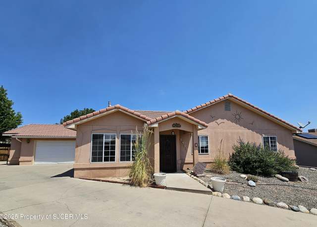 Property at 3400 Majesta Pl, Farmington, NM 87402, 4 beds, 2 baths