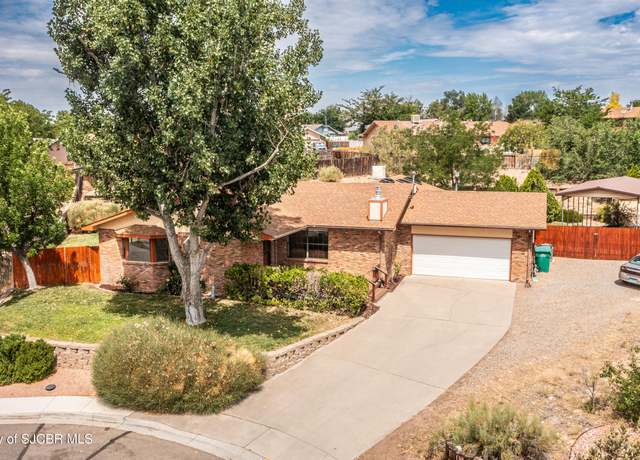 Property at 1304 E 33rd St, Farmington, NM 87401, 3 beds, 2 baths