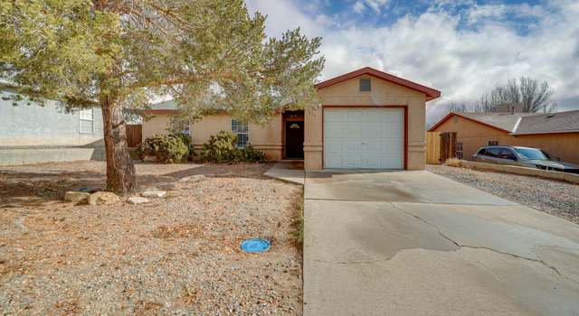 Photo of 814 Saguaro St, Bloomfield, NM 87413