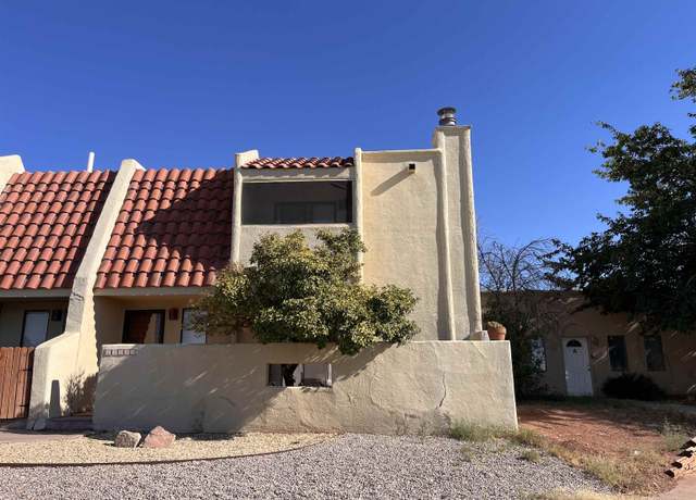 Property at 1308 Adams Ave, Alamogordo, NM 88310, 2 beds, 2.5 baths