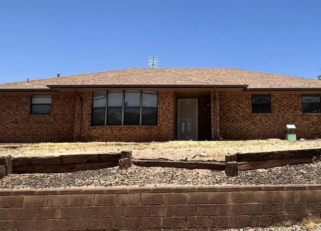 Property at 3033 Los Robles, Alamogordo, NM 88310, 3 beds, 2 baths