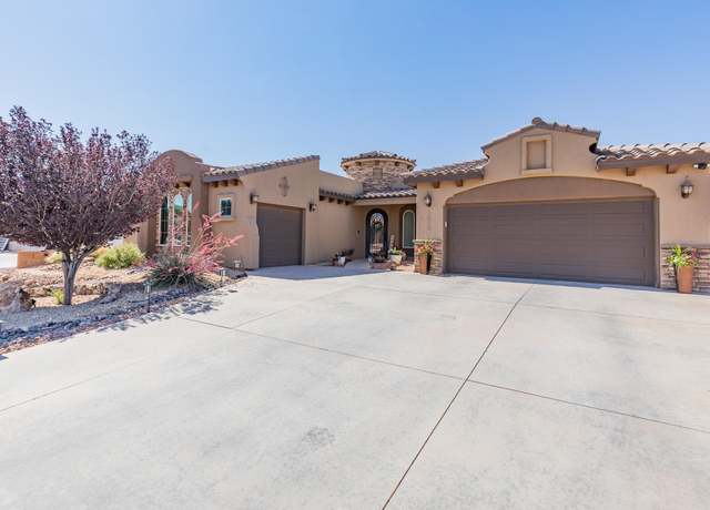 Property at 1015 Datura Dr, Alamogordo, NM 88310, 4 beds, 2.75 baths