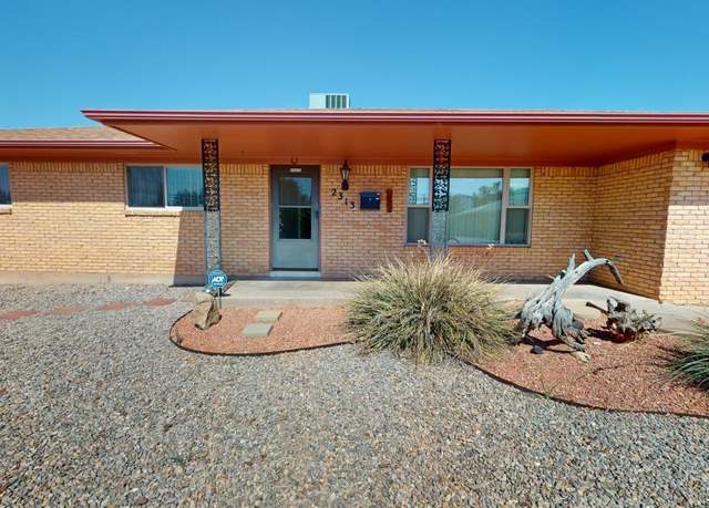 Property at 2313 Eighteenth St, Alamogordo, NM 88310, 3 beds, 2 baths