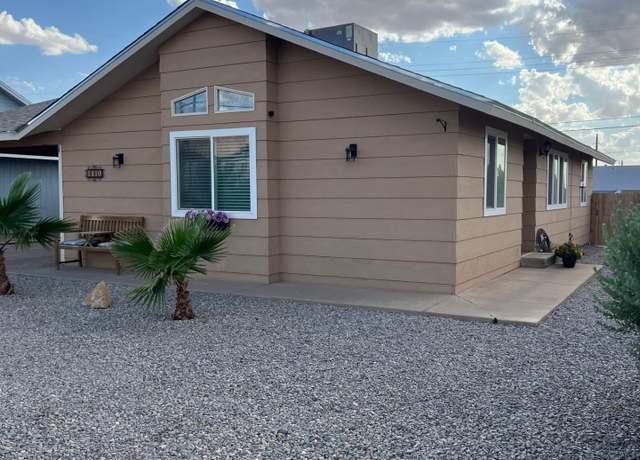 Property at 1110 S Florida Ave, Alamogordo, NM 88310, 2 beds, 2 baths