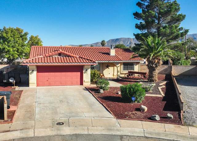 Property at 245 Hyde Park Pl, Alamogordo, NM 88310, 3 beds, 2 baths