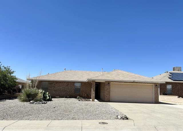 Property at 1071 Mimosa Ave, Alamogordo, NM 88310, 3 beds, 1.75 baths