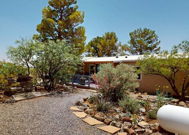 Property at 34 Jody Lee Dr, Alamogordo, NM 88310, 1.75 baths