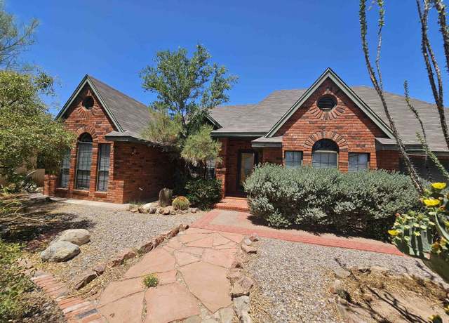 Property at 724 Eagle Dr, Alamogordo, NM 88310, 3 beds, 2 baths