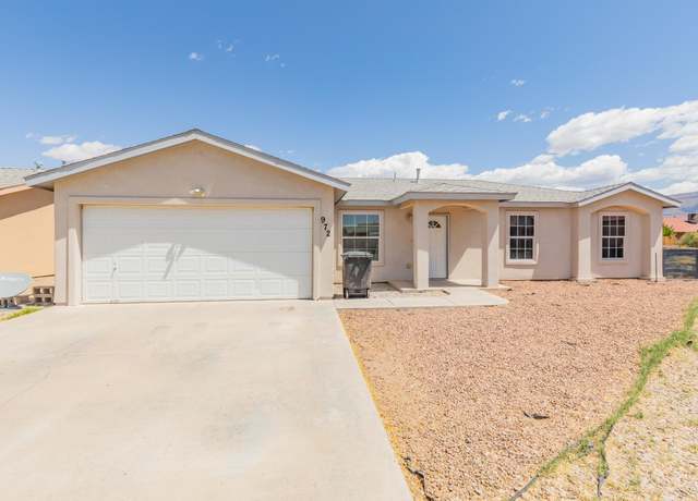 Property at 972 Larkspur Ct, Alamogordo, NM 88310, 4 beds, 2 baths