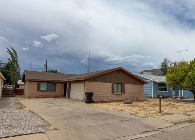 Property at 1309 Nineteenth St, Alamogordo, NM 88310, 3 beds, 1.75 baths